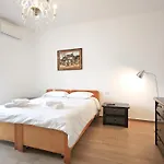 Domus Arianna * בארי