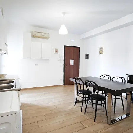Domus Arianna Apartamento *